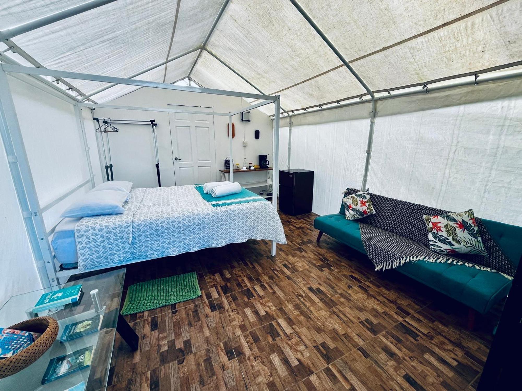 Garza Del Sol Glamping Rio Celeste Buganvilia ภายนอก รูปภาพ